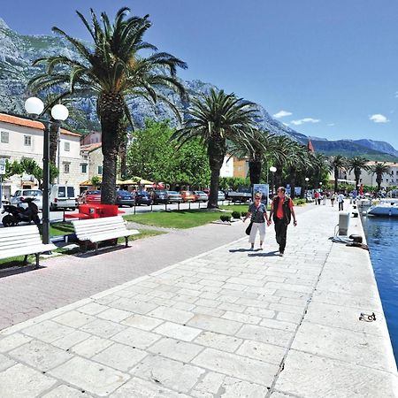 Awesome Apartment In Makarska With Kitchen Екстериор снимка